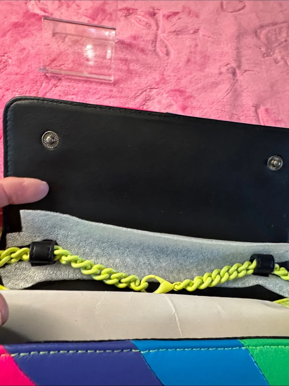 Kurt Geiger Brixton Chain Wallet Multicolor Diagonal Leather | New - Picture 7 of 8